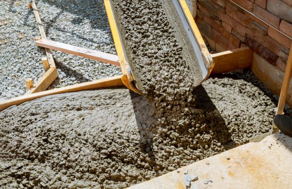 Cement Walkway Pouring in Bullhead City